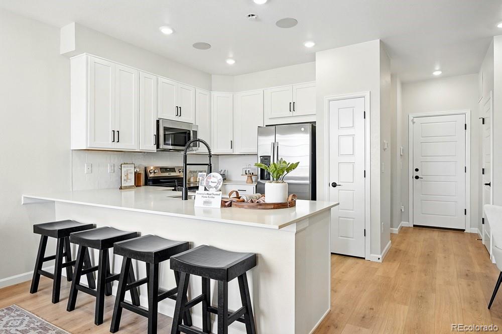 MLS Image #5 for 6820  parterre parkway,thornton, Colorado