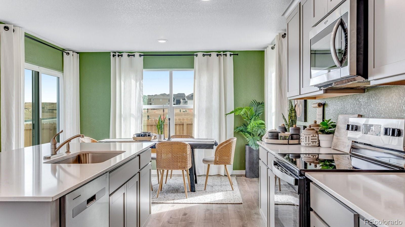 MLS Image #13 for 28331 e 4th place,watkins, Colorado