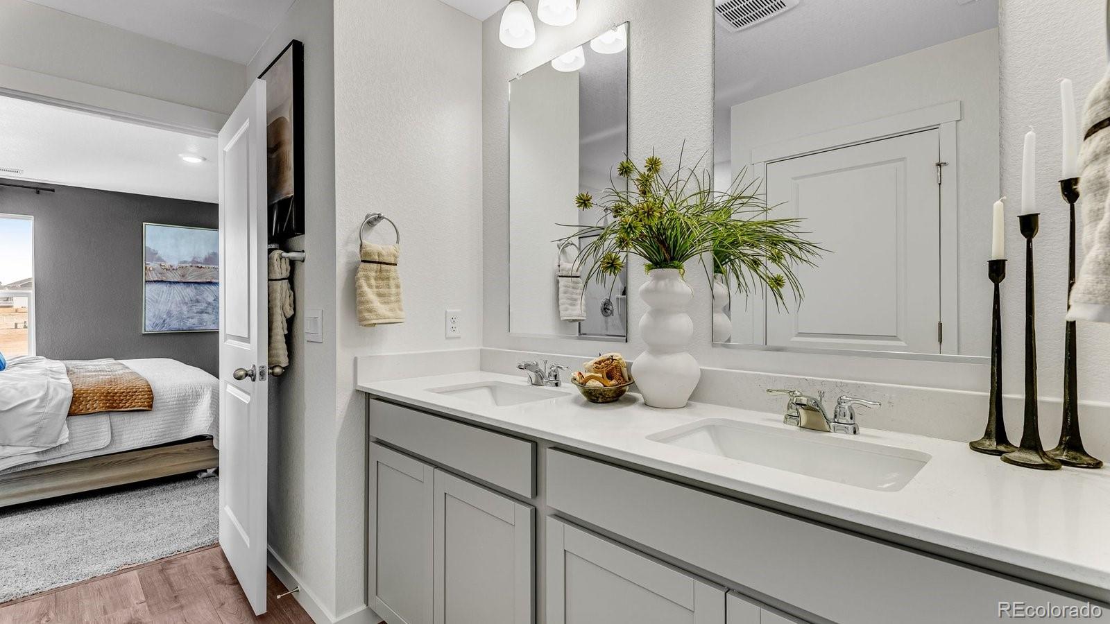 MLS Image #33 for 28331 e 4th place,watkins, Colorado