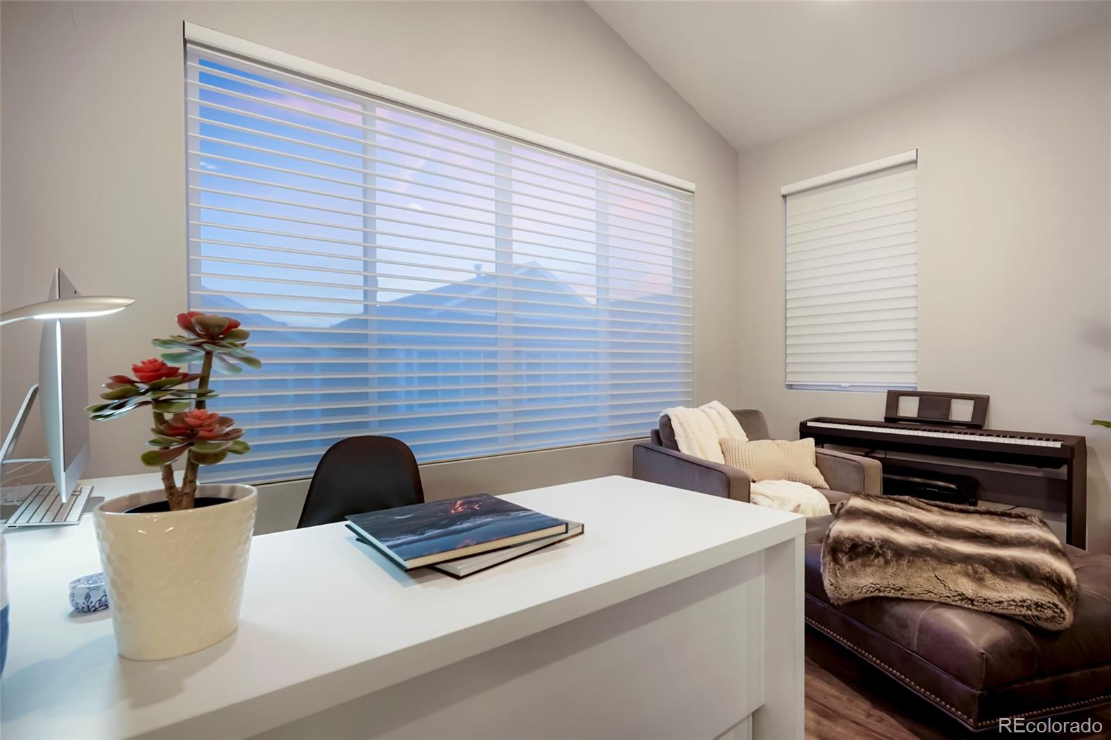 MLS Image #16 for 11592  colony loop,parker, Colorado