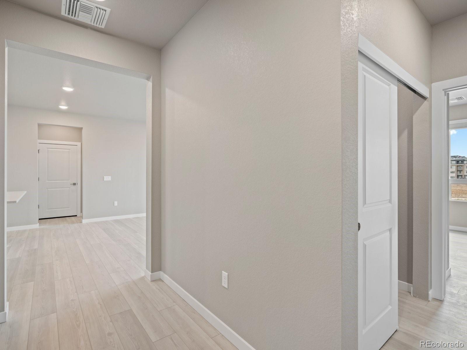 MLS Image #11 for 6153 n ceylon street,denver, Colorado