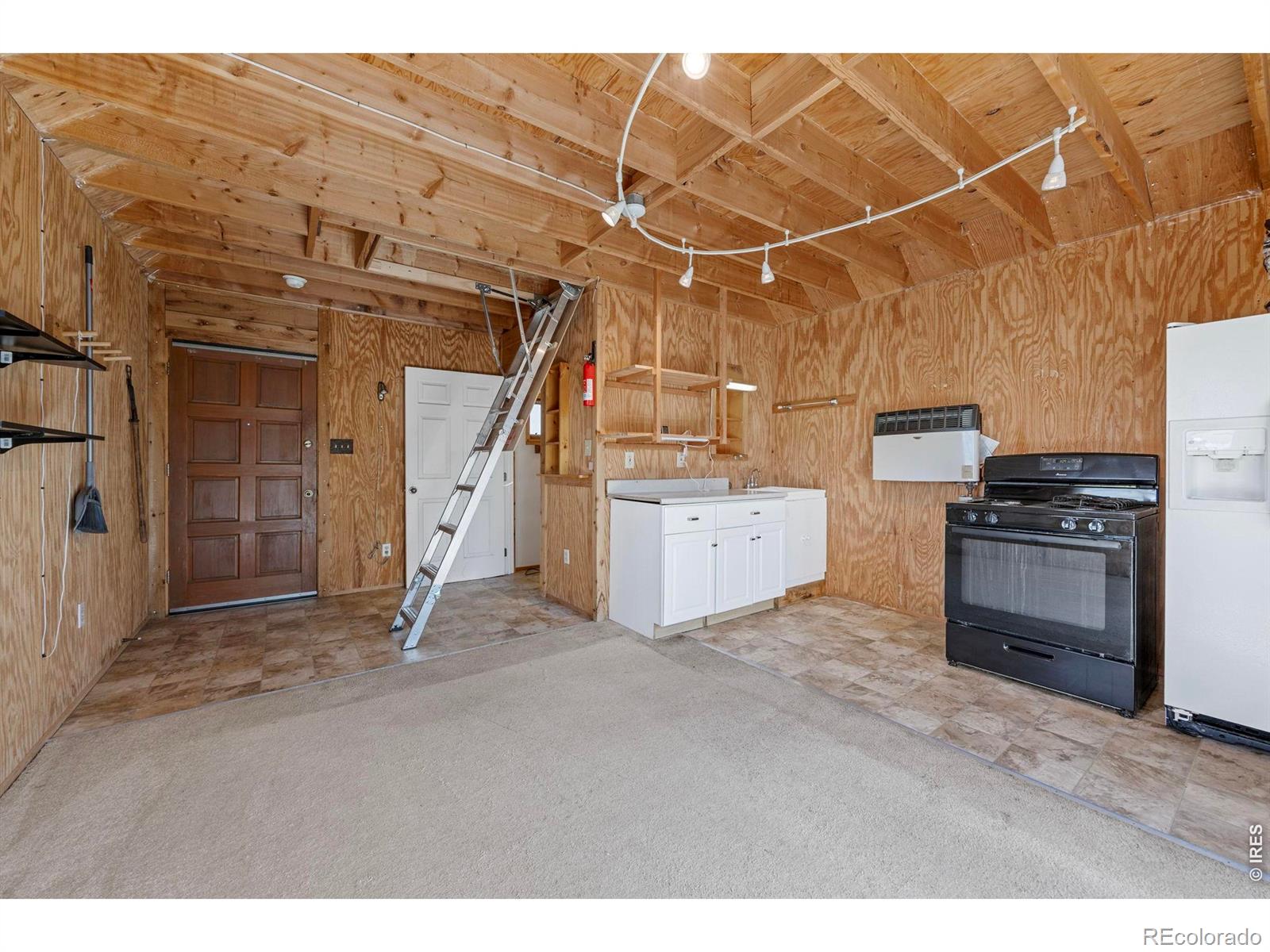 MLS Image #38 for 305  genevas way,black hawk, Colorado
