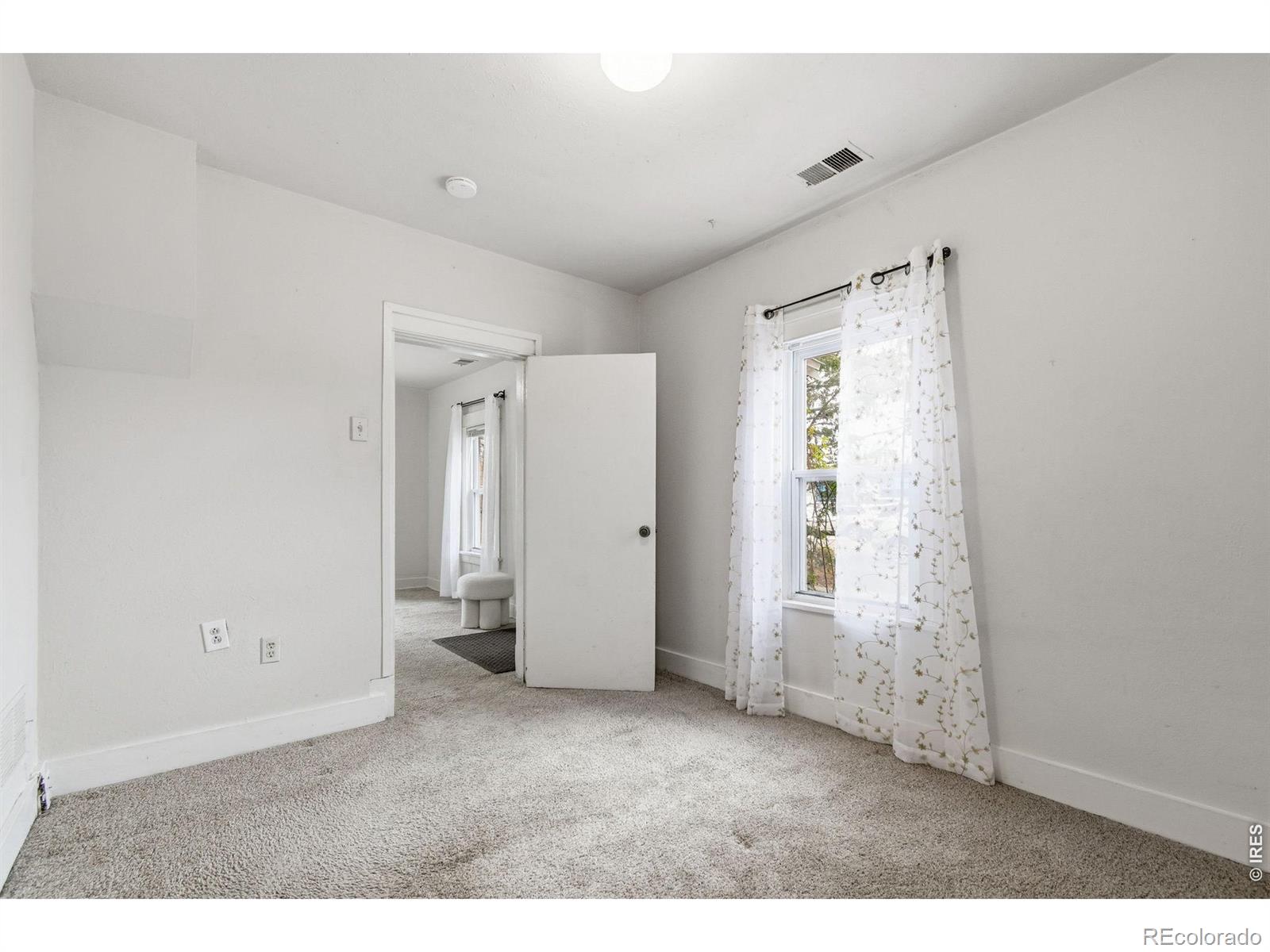 MLS Image #14 for 930  kimbark street,longmont, Colorado