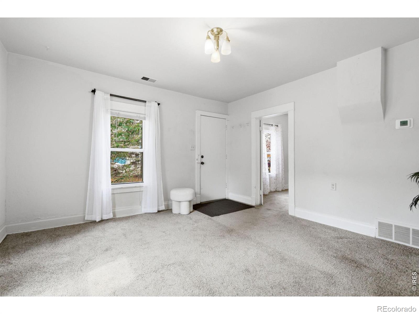MLS Image #5 for 930  kimbark street,longmont, Colorado