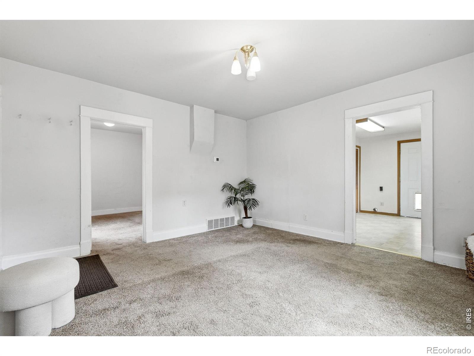 MLS Image #6 for 930  kimbark street,longmont, Colorado