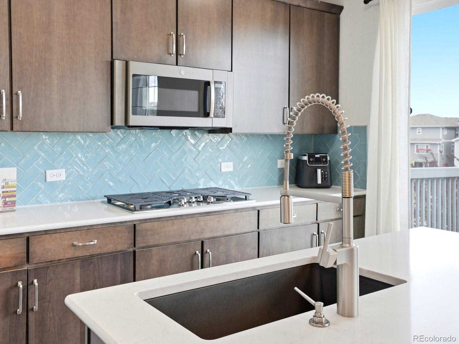 MLS Image #2 for 7410 s old hammer way,aurora, Colorado