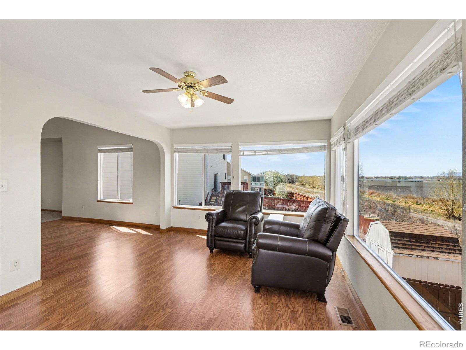 MLS Image #10 for 317  sunset drive,la salle, Colorado