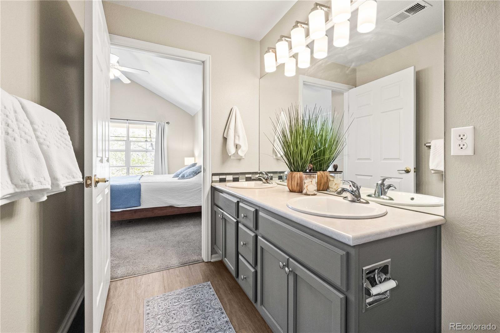 MLS Image #13 for 8200 e 8th avenue,denver, Colorado