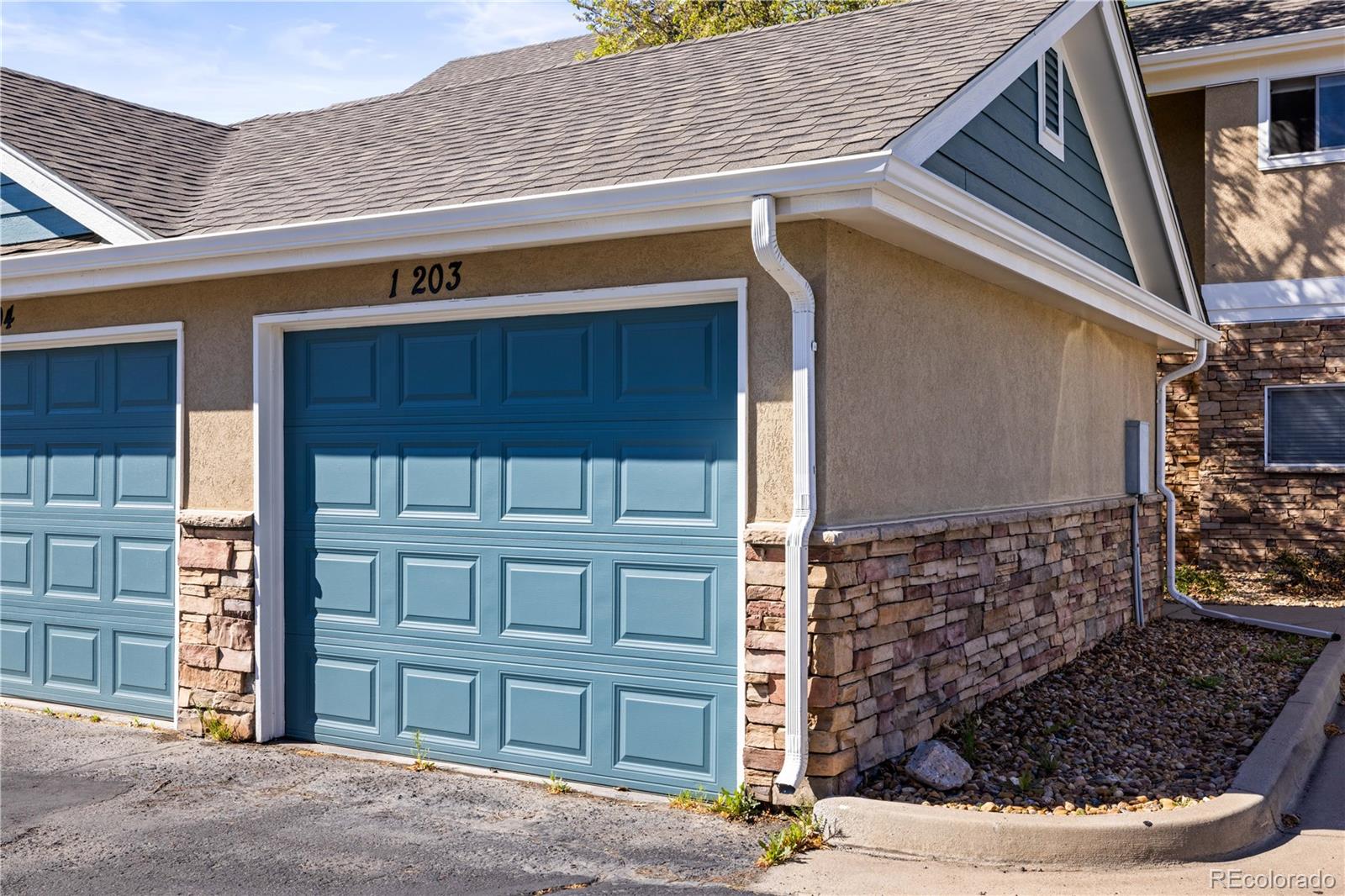 MLS Image #20 for 8200 e 8th avenue,denver, Colorado