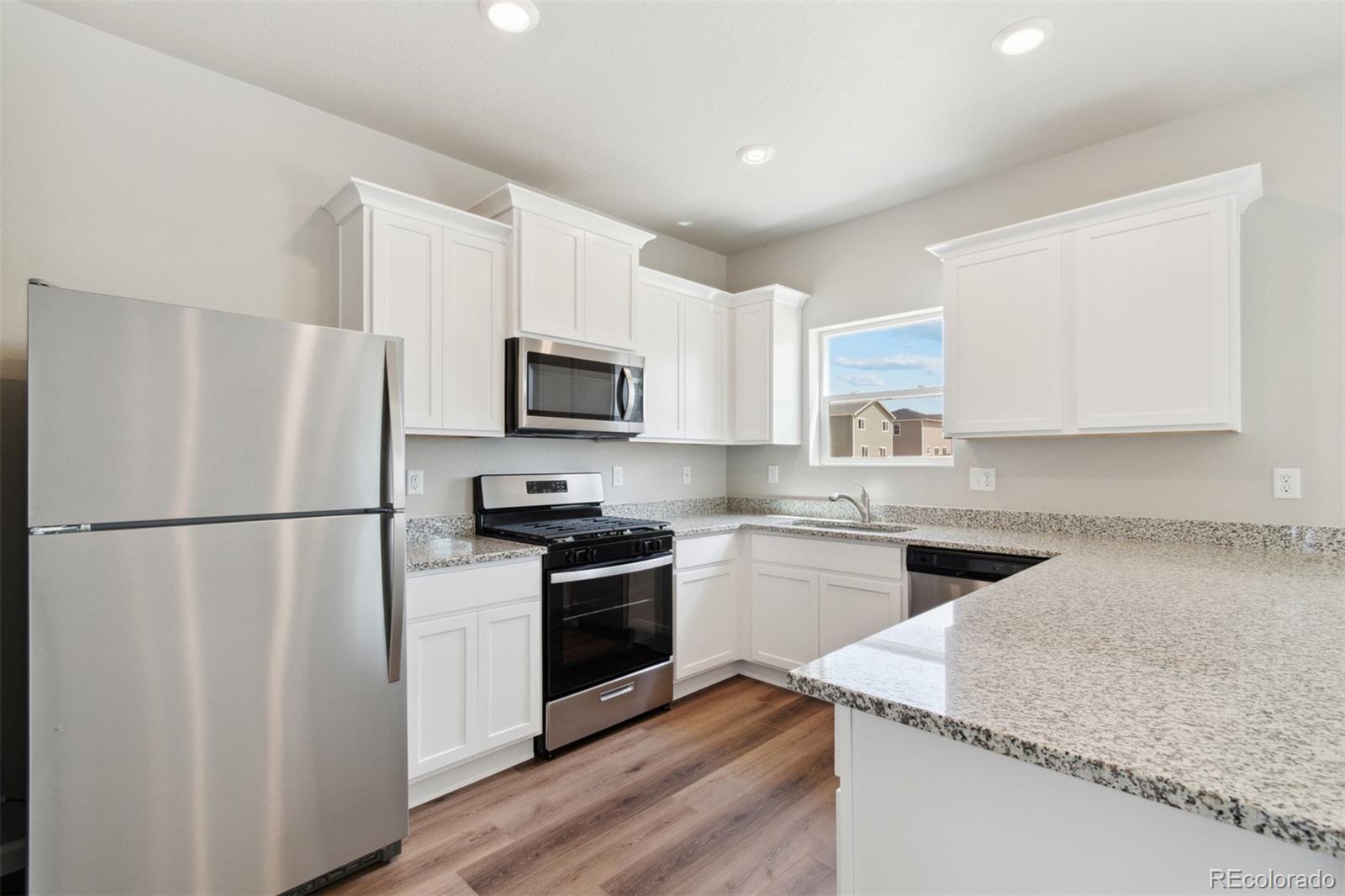 MLS Image #3 for 7336  crystal avenue,frederick, Colorado