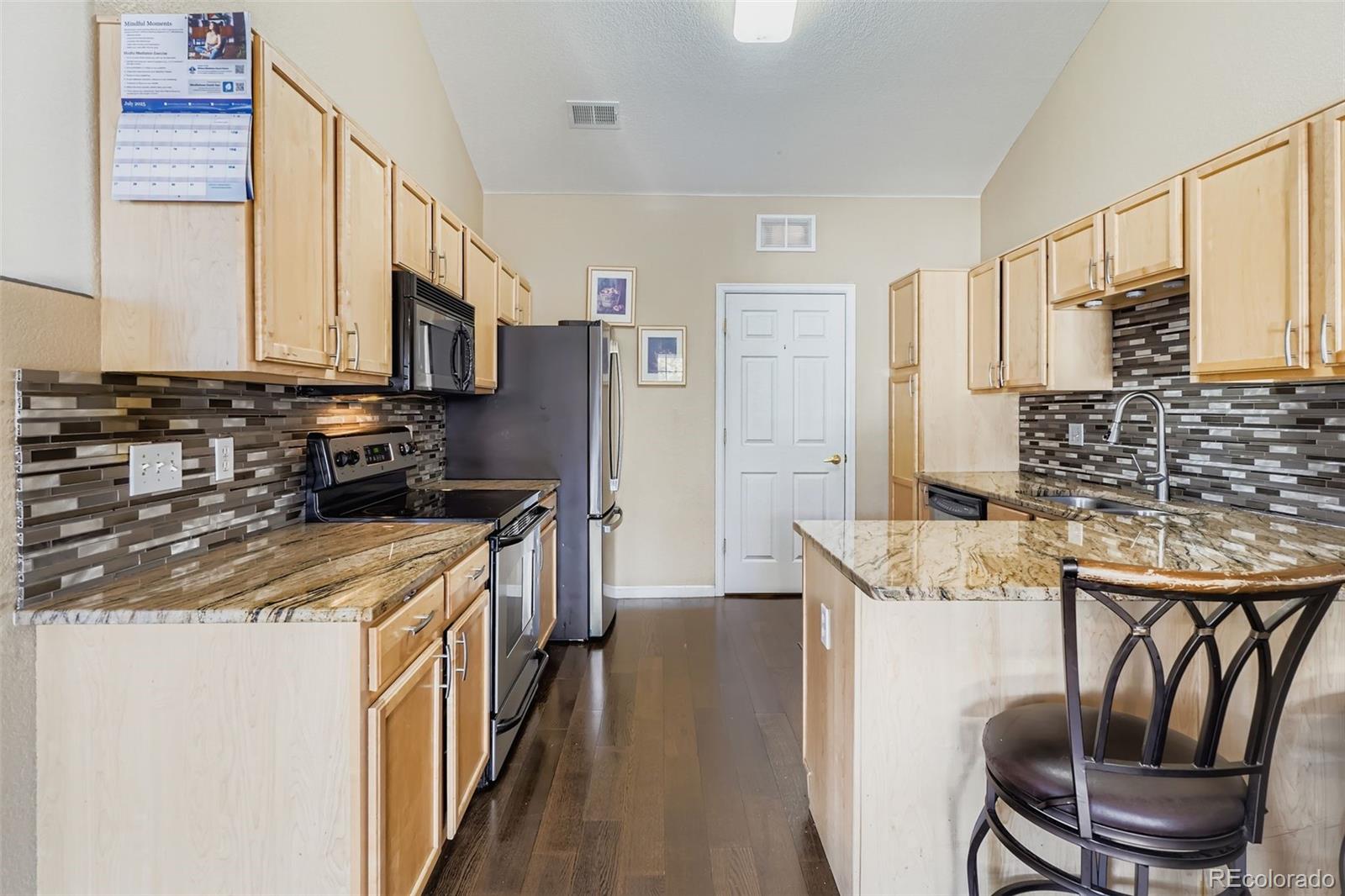 MLS Image #11 for 22560 e ontario drive,aurora, Colorado