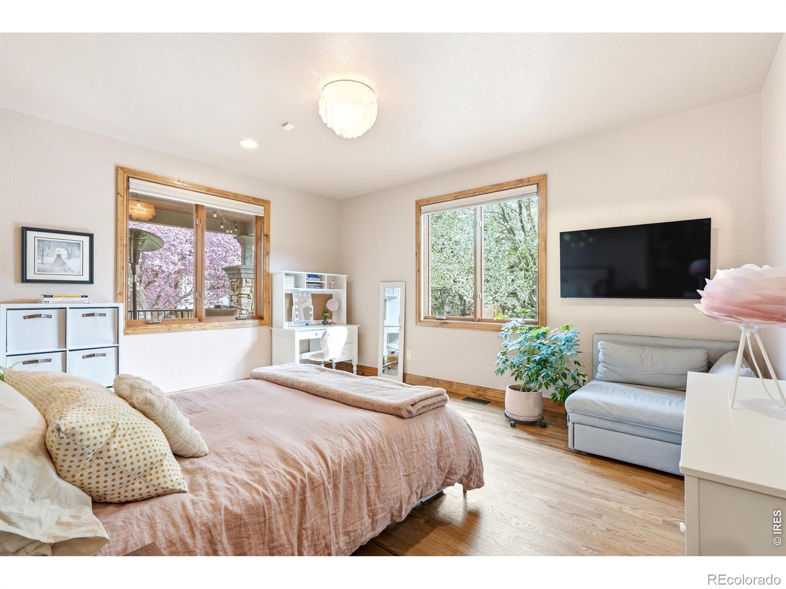 MLS Image #14 for 1444  onyx circle,longmont, Colorado