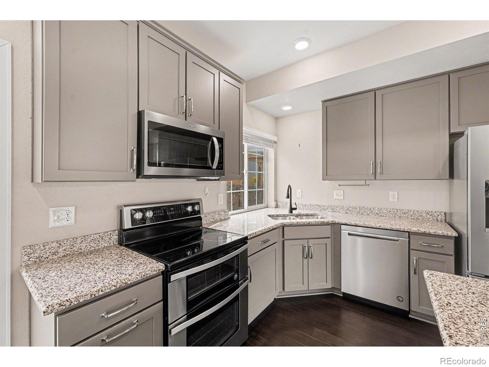 MLS Image #8 for 26288 e maple drive,aurora, Colorado