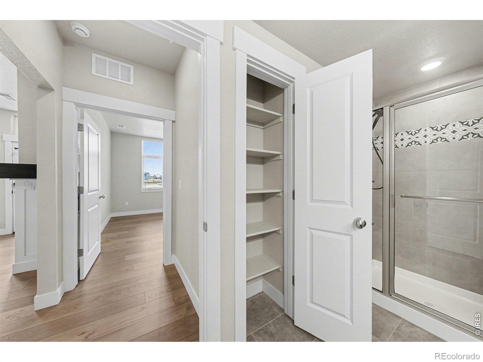 MLS Image #14 for 827  schlagel street,fort collins, Colorado