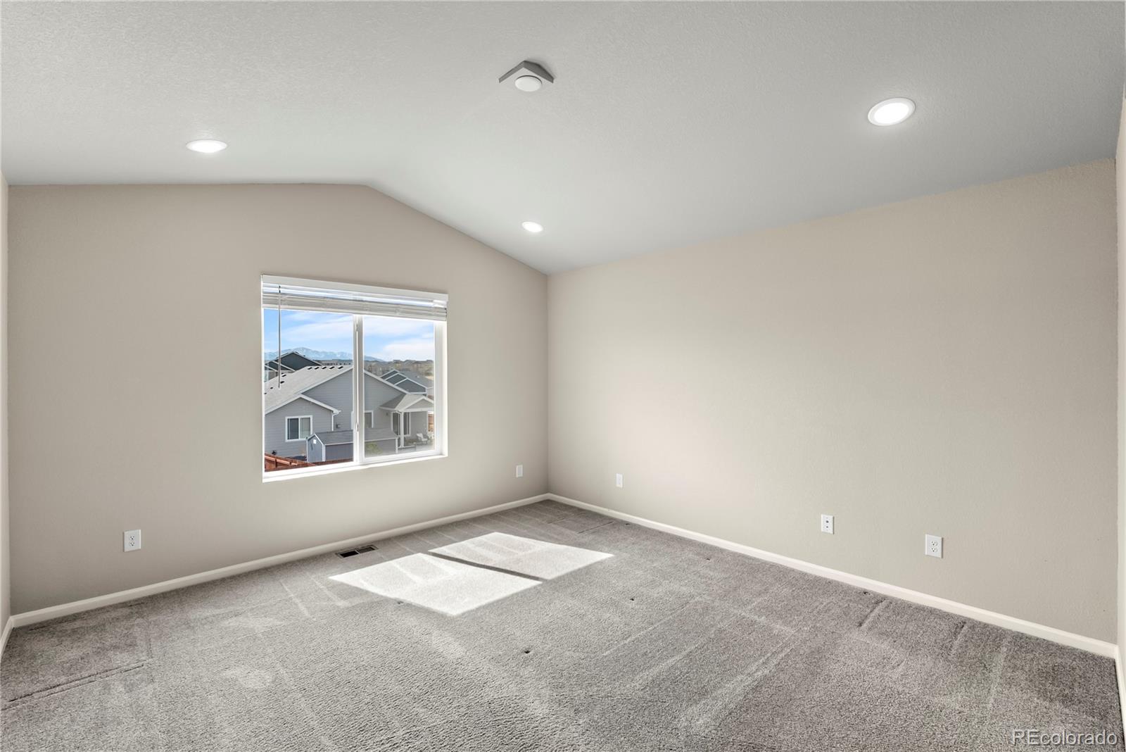 MLS Image #12 for 10578  rolling peaks drive,peyton, Colorado