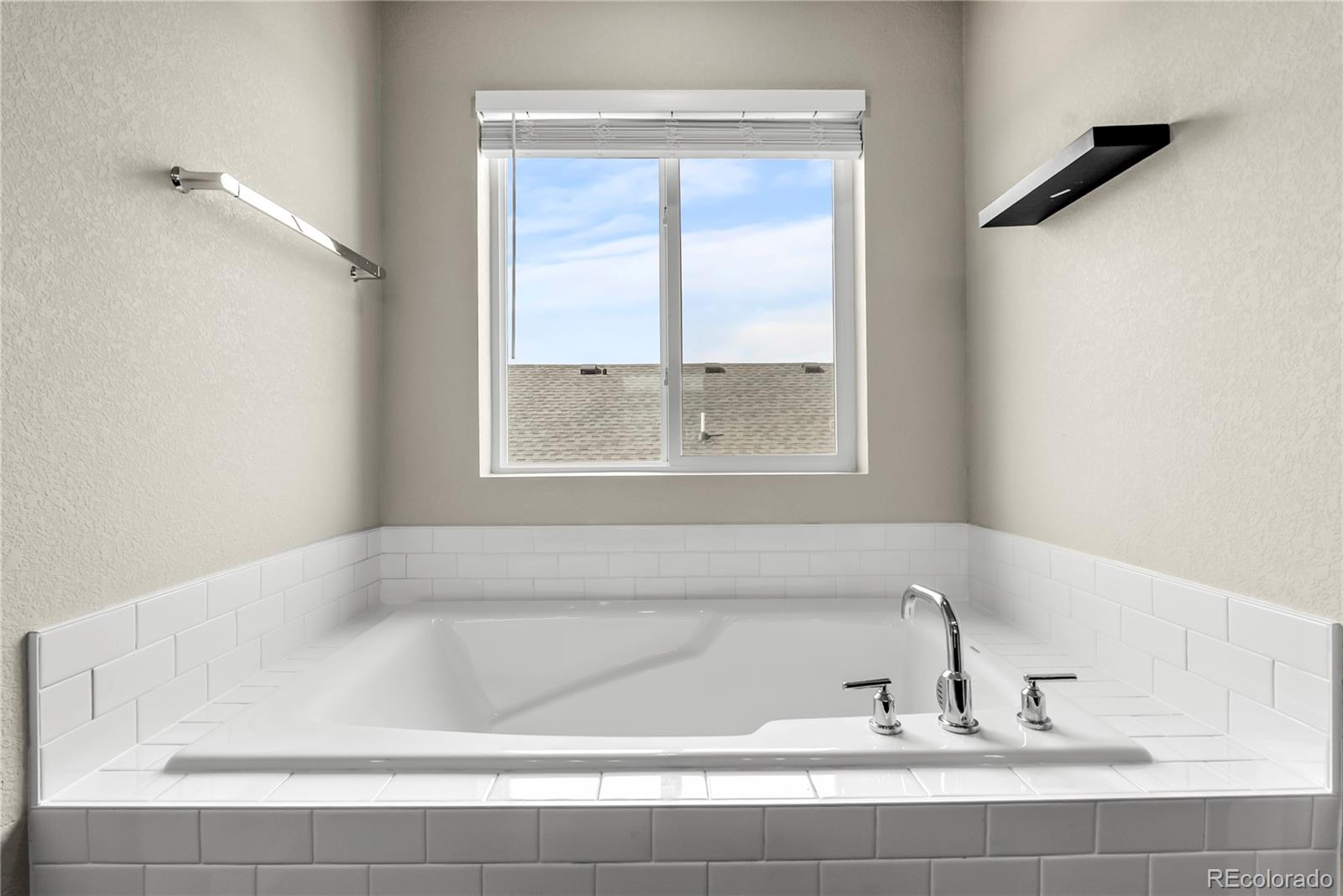 MLS Image #16 for 10578  rolling peaks drive,peyton, Colorado