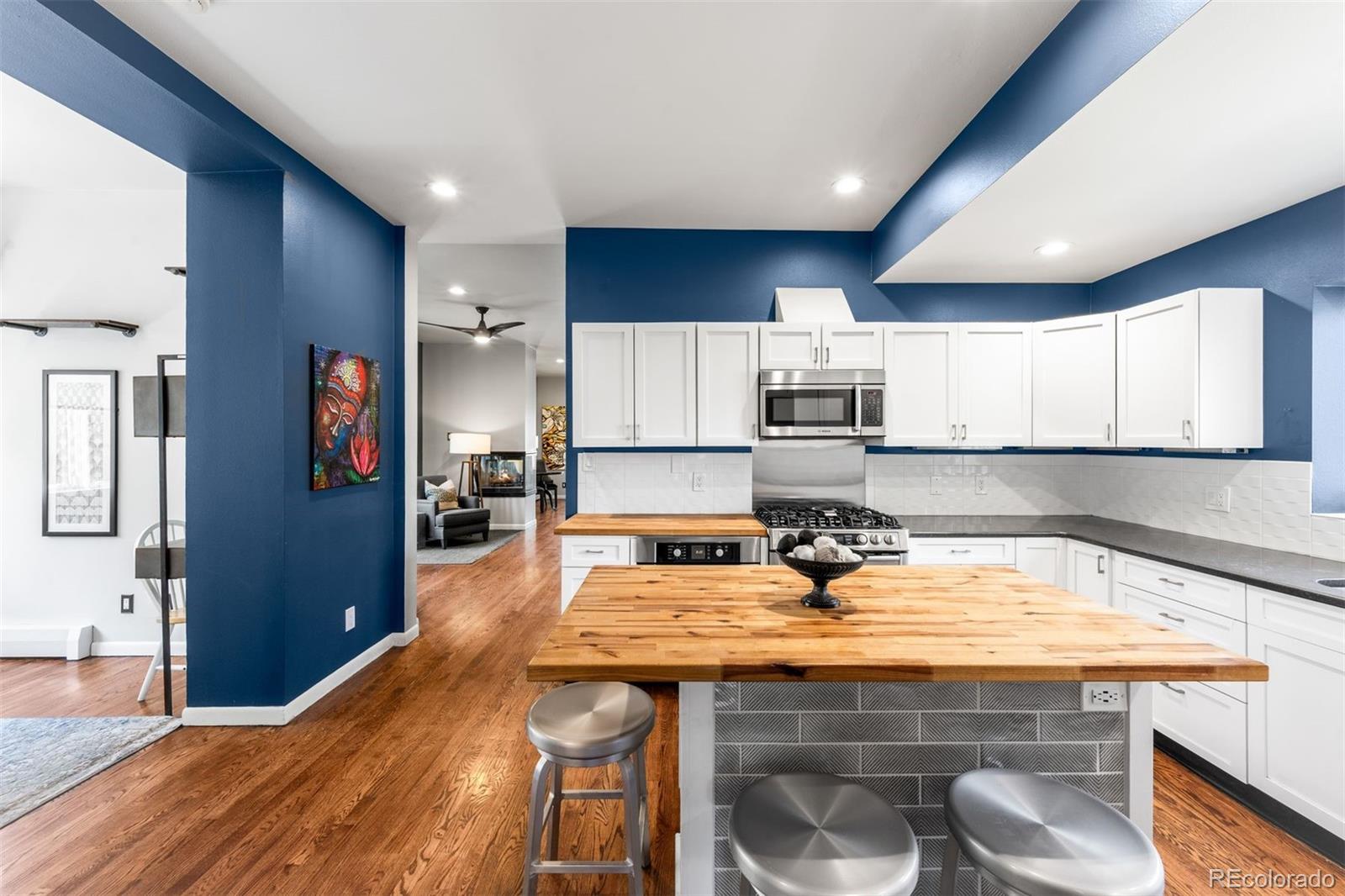 MLS Image #2 for 52 n lincoln street,denver, Colorado