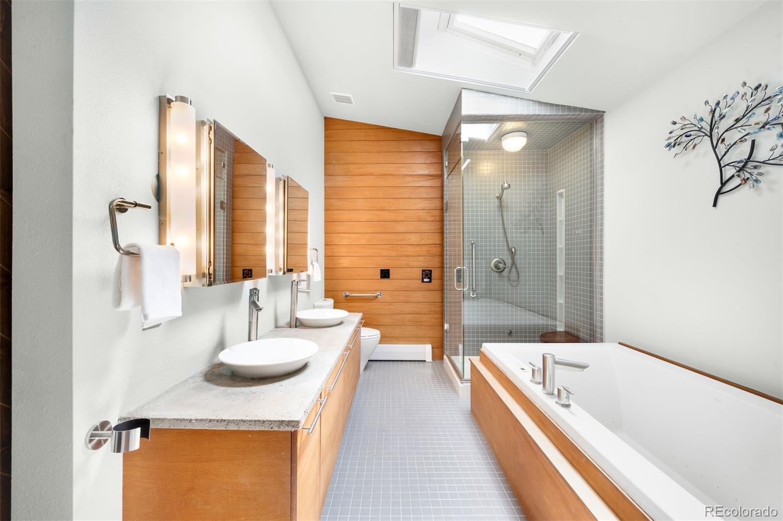 MLS Image #22 for 52 n lincoln street,denver, Colorado