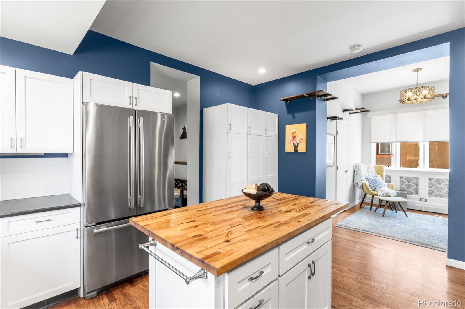 MLS Image #3 for 52 n lincoln street,denver, Colorado