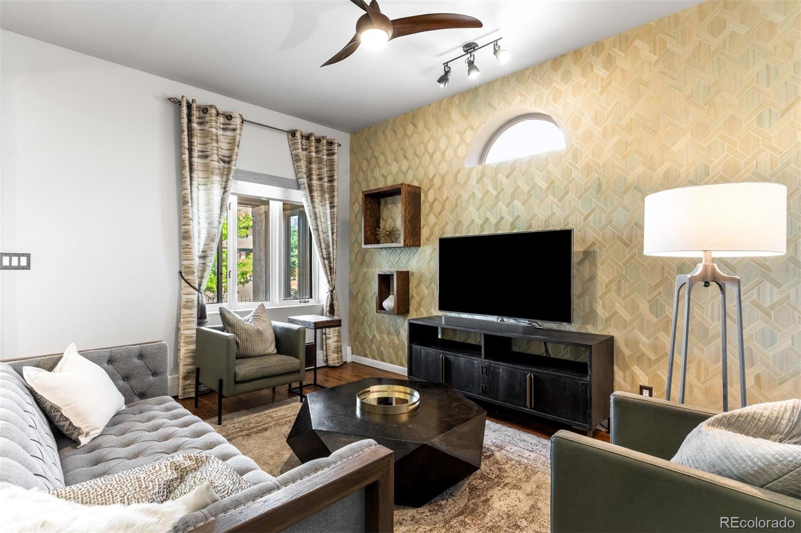 MLS Image #7 for 52 n lincoln street,denver, Colorado