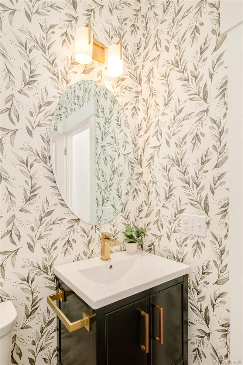 MLS Image #19 for 2656  geneva street,denver, Colorado