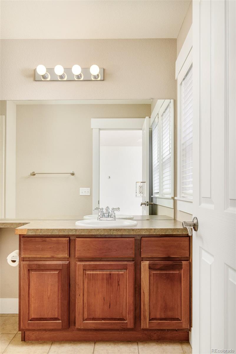 MLS Image #28 for 2656  geneva street,denver, Colorado