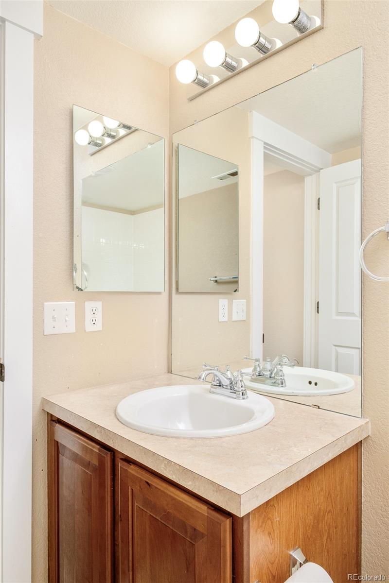 MLS Image #37 for 2656  geneva street,denver, Colorado