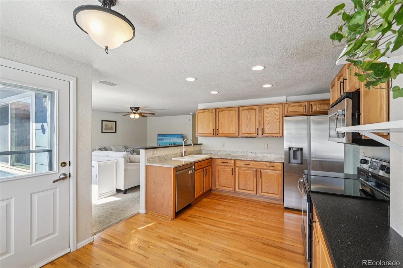 MLS Image #11 for 14628  vine street,thornton, Colorado