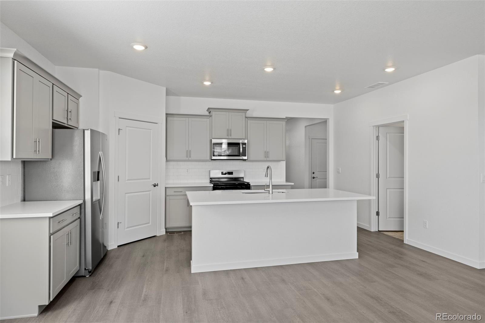 MLS Image #11 for 166  chardon avenue,brighton, Colorado