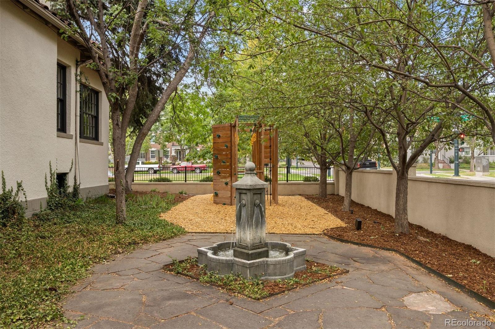 MLS Image #13 for 2340 e 7th avenue parkway,denver, Colorado