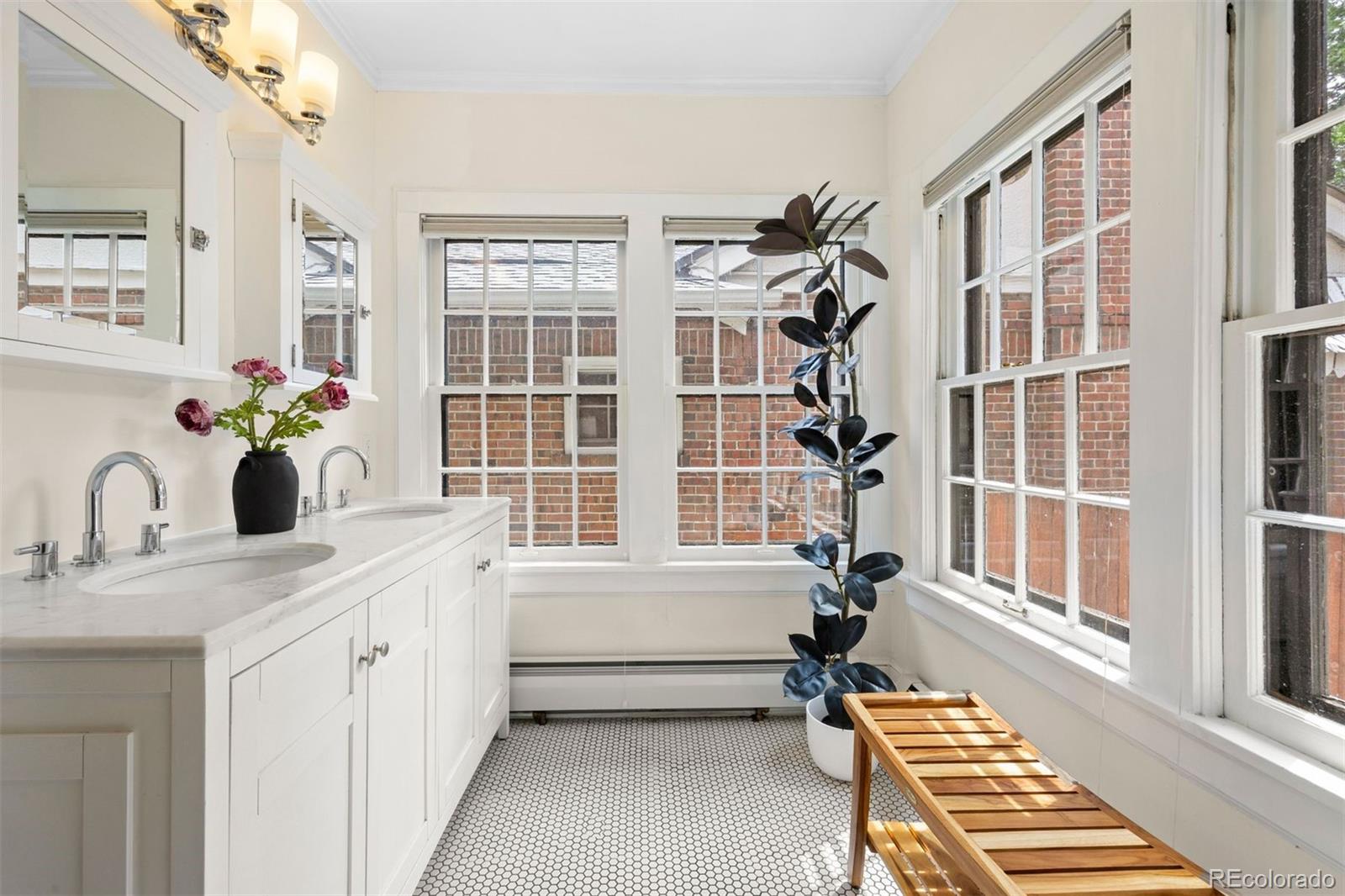 MLS Image #26 for 2340 e 7th avenue parkway,denver, Colorado