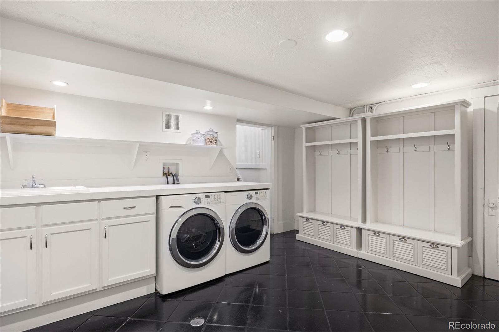 MLS Image #29 for 2340 e 7th avenue parkway,denver, Colorado