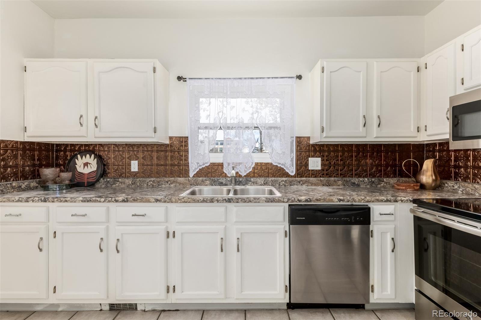 MLS Image #7 for 1021 e 17th avenue 20,denver, Colorado