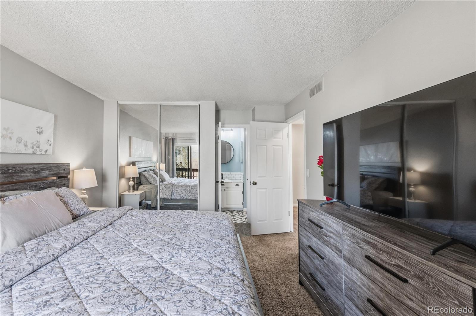 MLS Image #19 for 6890 e mississippi avenue,denver, Colorado