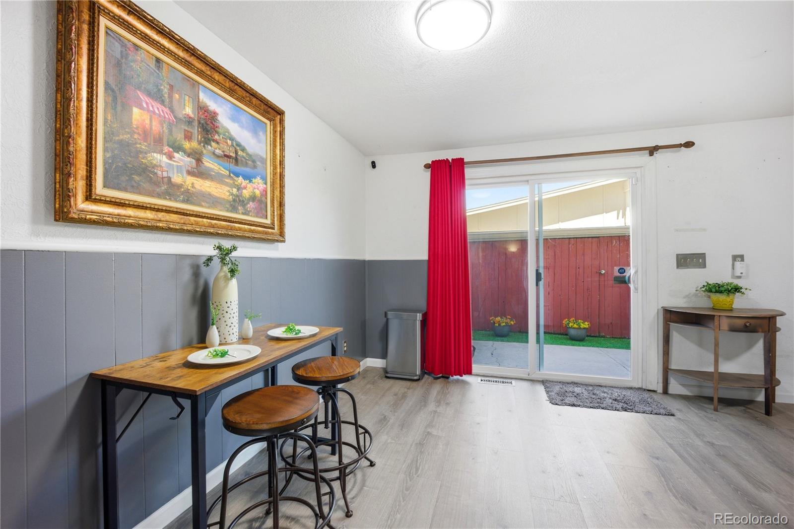 MLS Image #14 for 360 w rockrimmon boulevard,colorado springs, Colorado