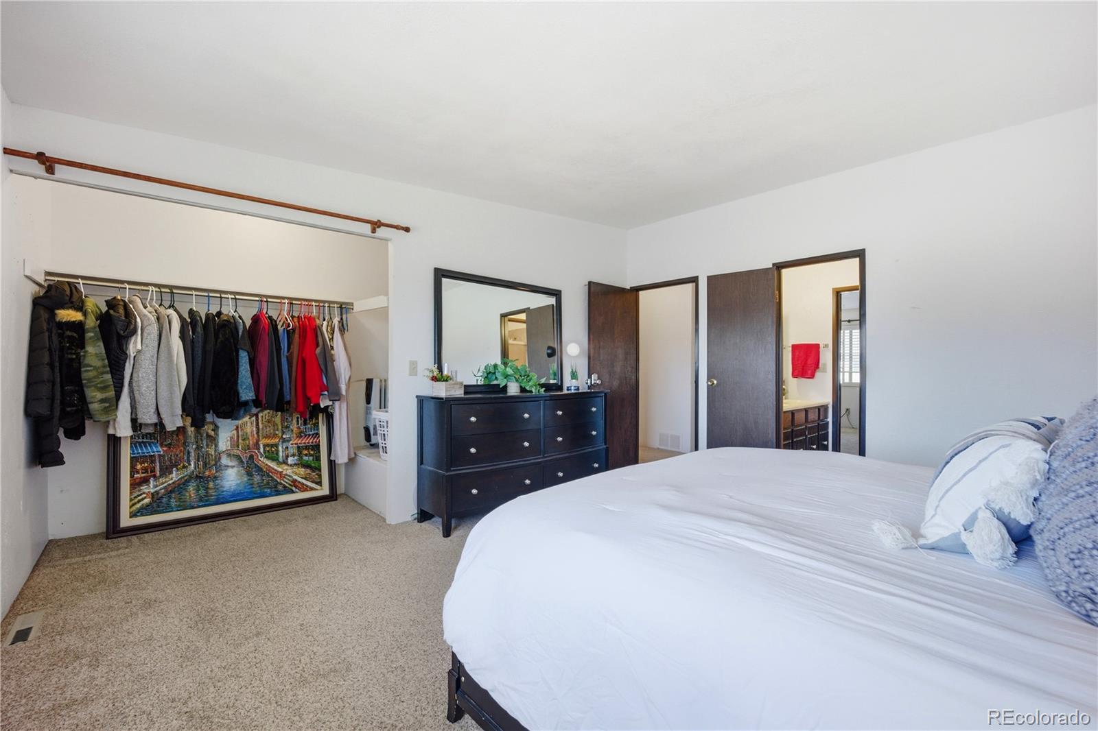 MLS Image #20 for 360 w rockrimmon boulevard,colorado springs, Colorado