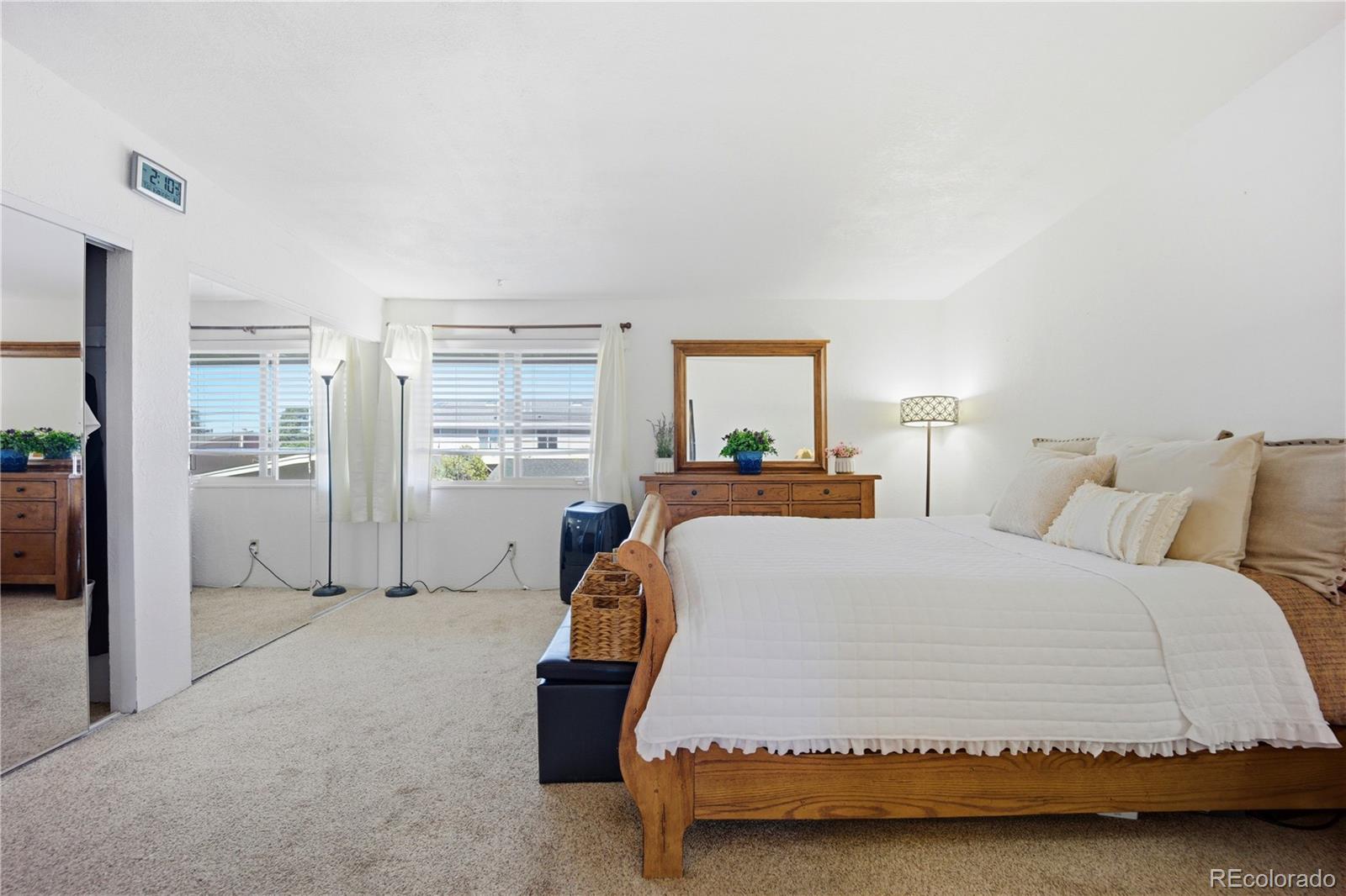 MLS Image #27 for 360 w rockrimmon boulevard,colorado springs, Colorado