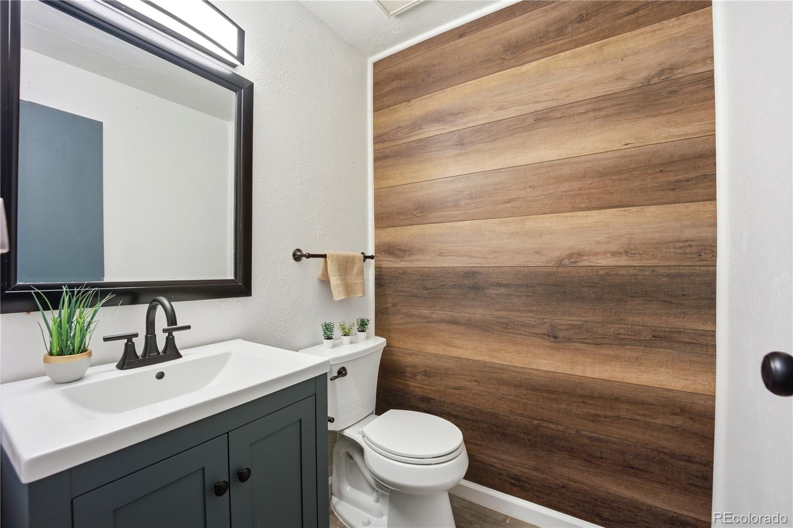 MLS Image #8 for 360 w rockrimmon boulevard,colorado springs, Colorado