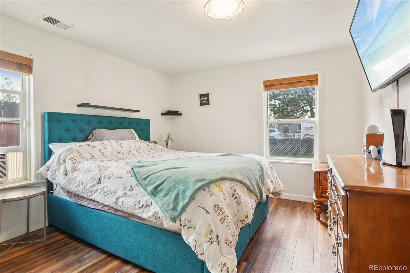 MLS Image #10 for 572 s newton street,denver, Colorado