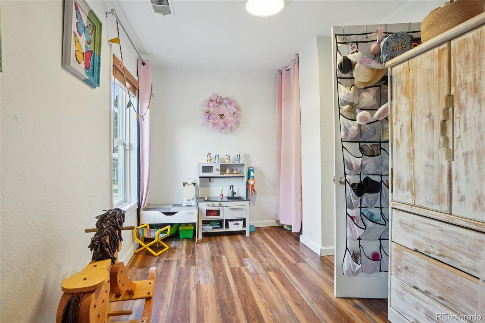 MLS Image #15 for 572 s newton street,denver, Colorado