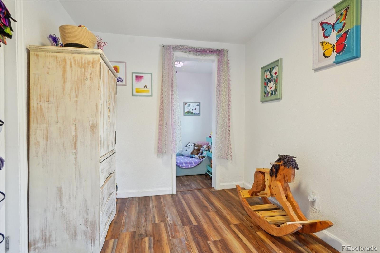 MLS Image #16 for 572 s newton street,denver, Colorado