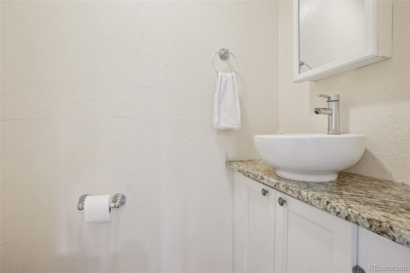 MLS Image #18 for 572 s newton street,denver, Colorado