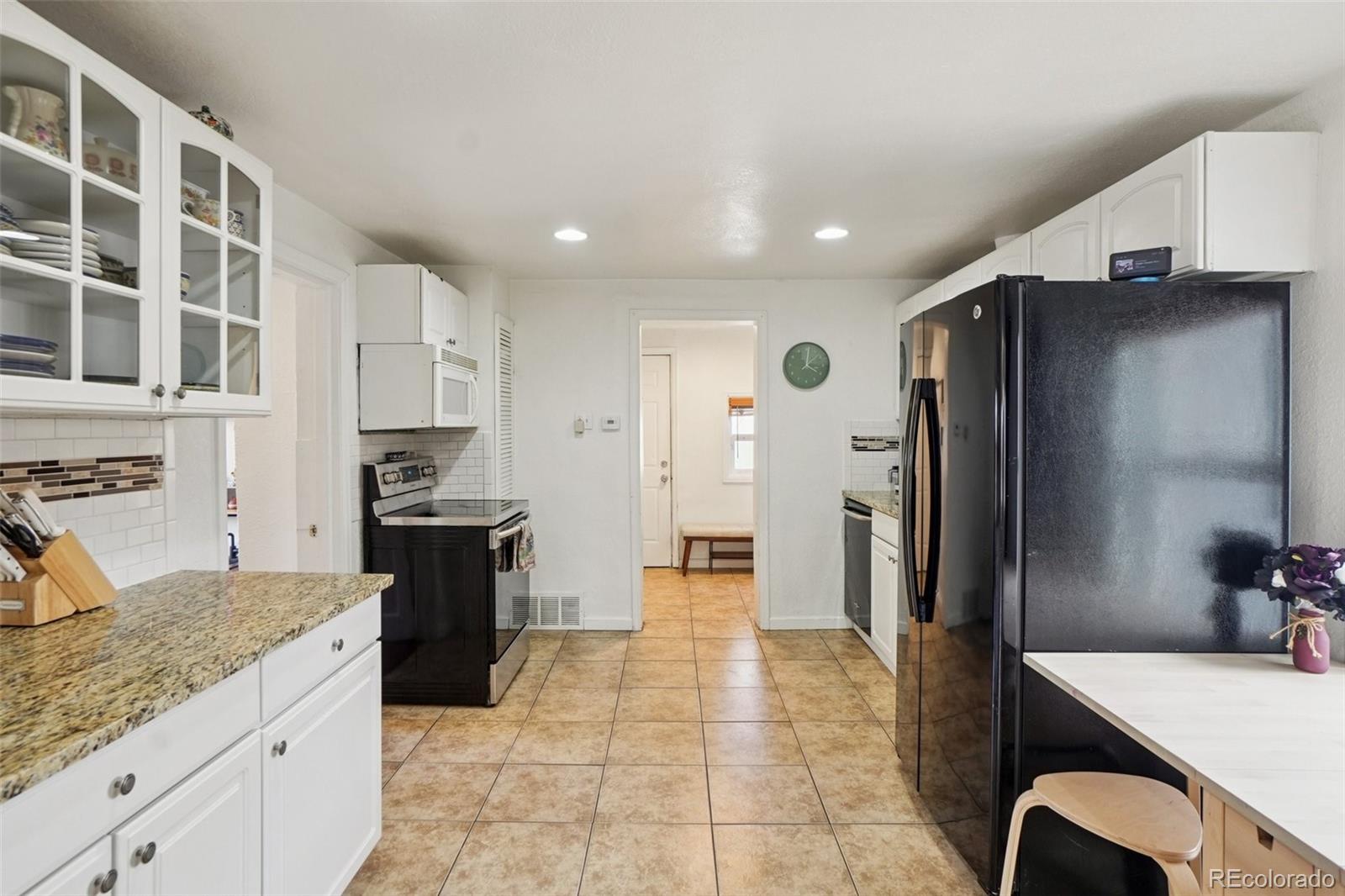 MLS Image #9 for 572 s newton street,denver, Colorado
