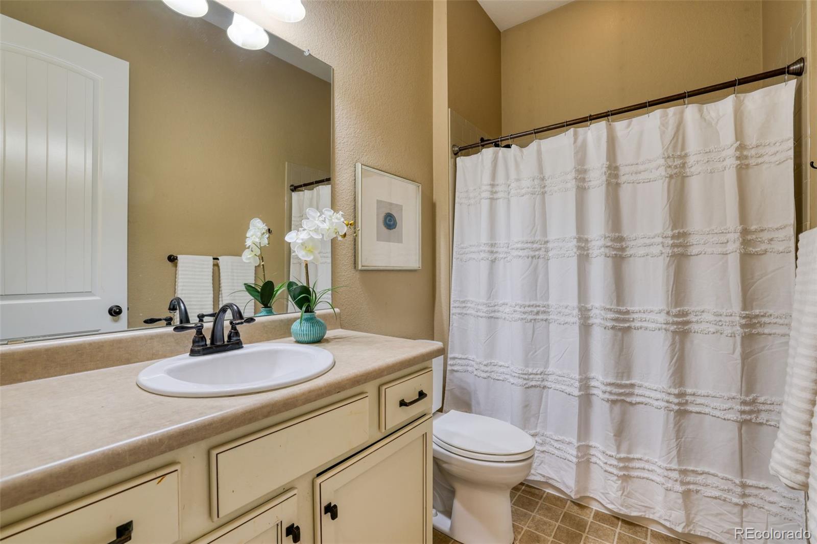 MLS Image #25 for 97 n jackson gap way,aurora, Colorado
