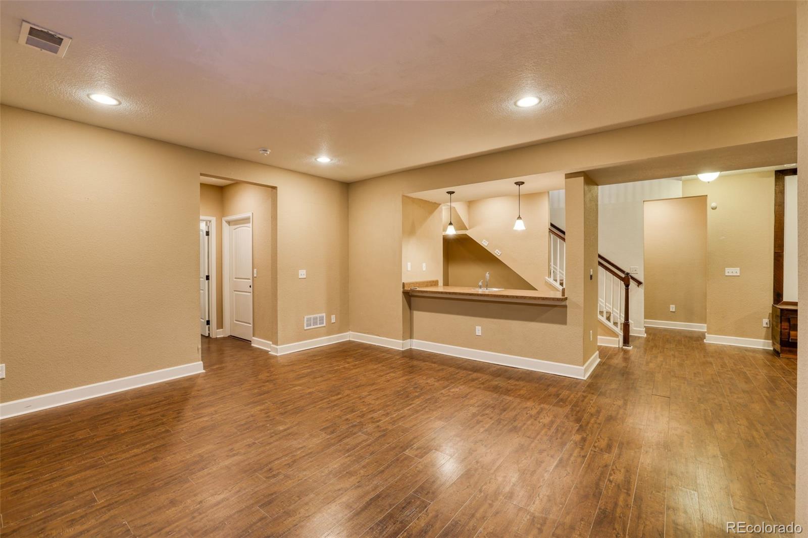 MLS Image #31 for 97 n jackson gap way,aurora, Colorado