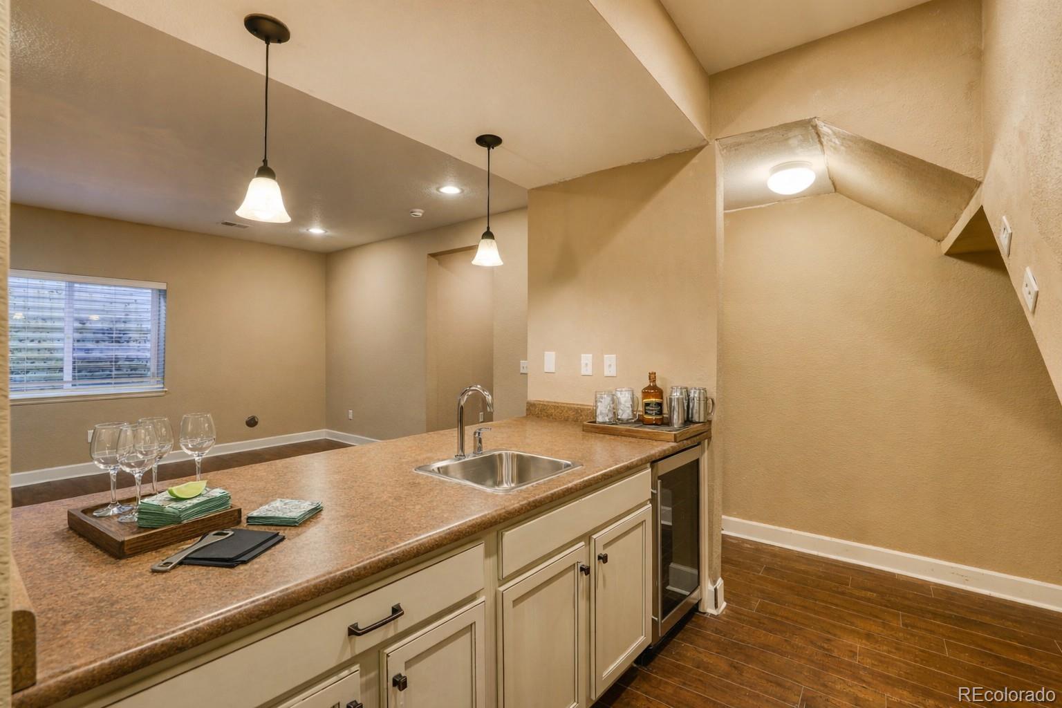 MLS Image #32 for 97 n jackson gap way,aurora, Colorado