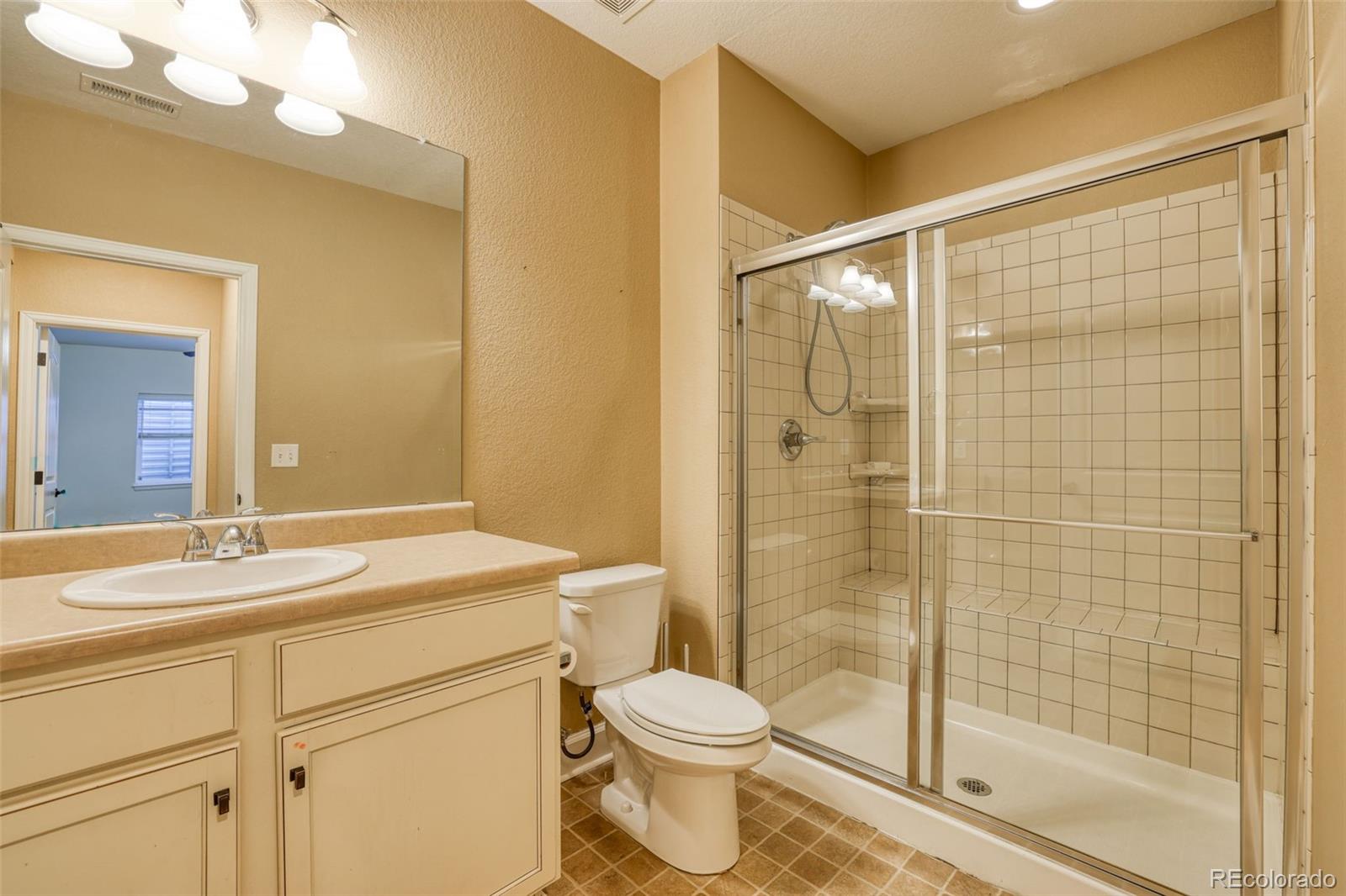 MLS Image #37 for 97 n jackson gap way,aurora, Colorado