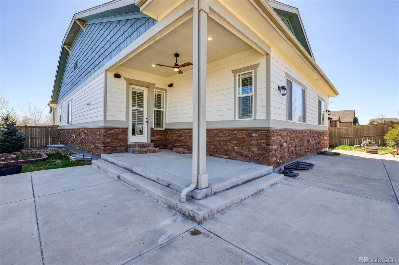 MLS Image #41 for 97 n jackson gap way,aurora, Colorado