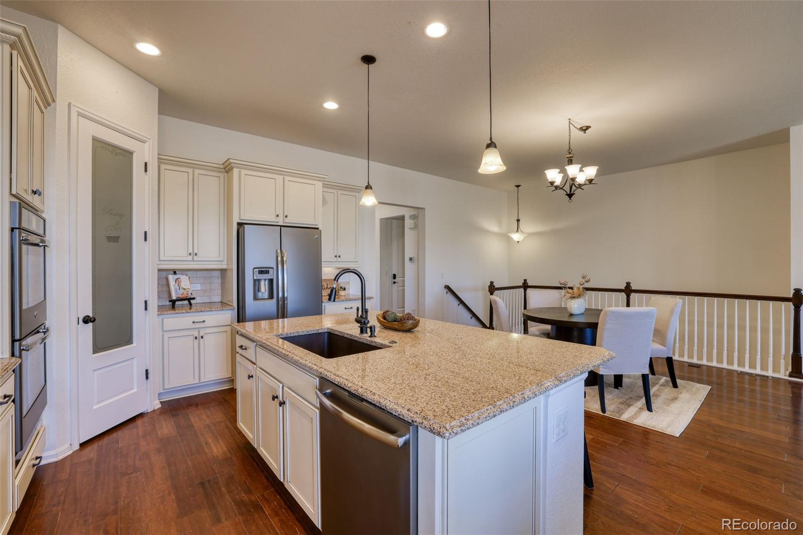 MLS Image #7 for 97 n jackson gap way,aurora, Colorado