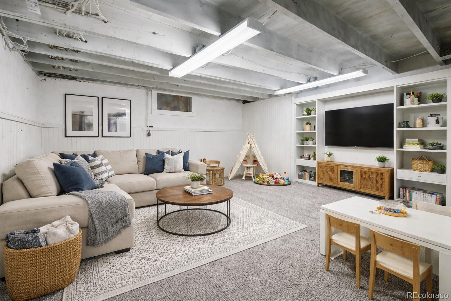 MLS Image #17 for 2715 n cook street,denver, Colorado